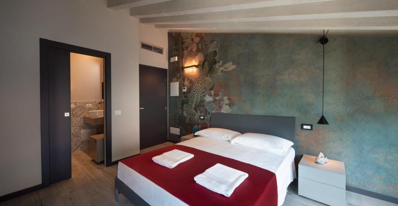 Monte Isola - Decio Rooms Экстерьер фото
