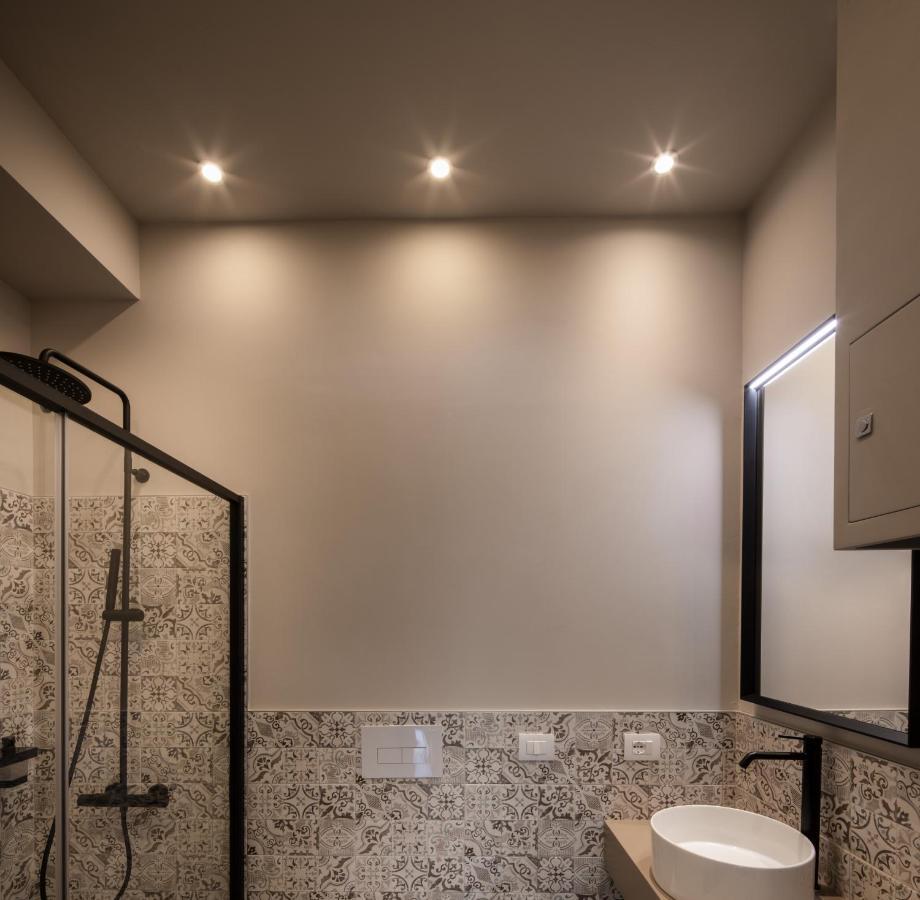Monte Isola - Decio Rooms Экстерьер фото
