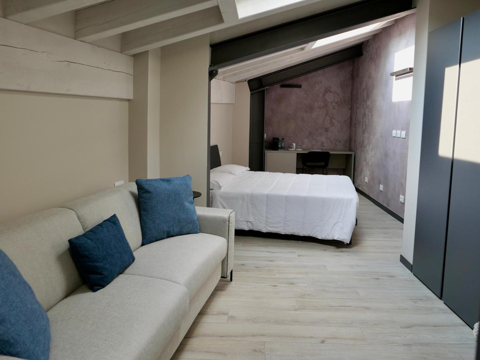 Monte Isola - Decio Rooms Экстерьер фото